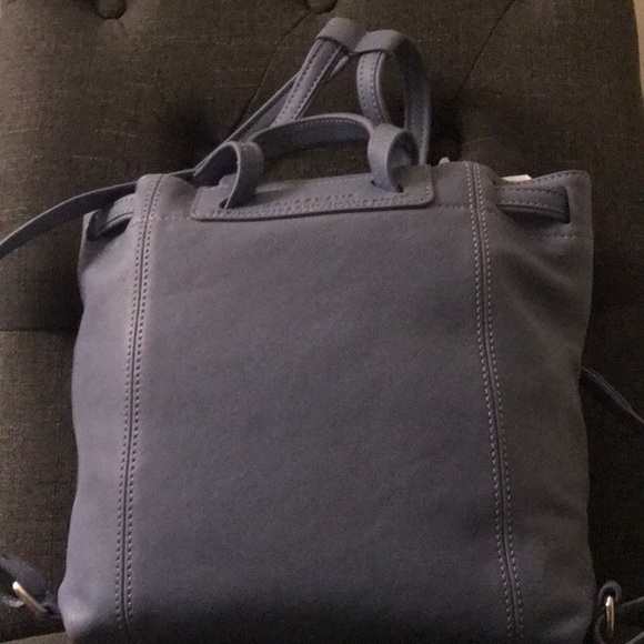 Longchamp Ladies Pliage Cuir backpack - Picture 2 of 3
